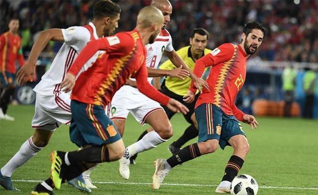  沙尔克04黑马本色不改，力克劲旅延续上升势头  